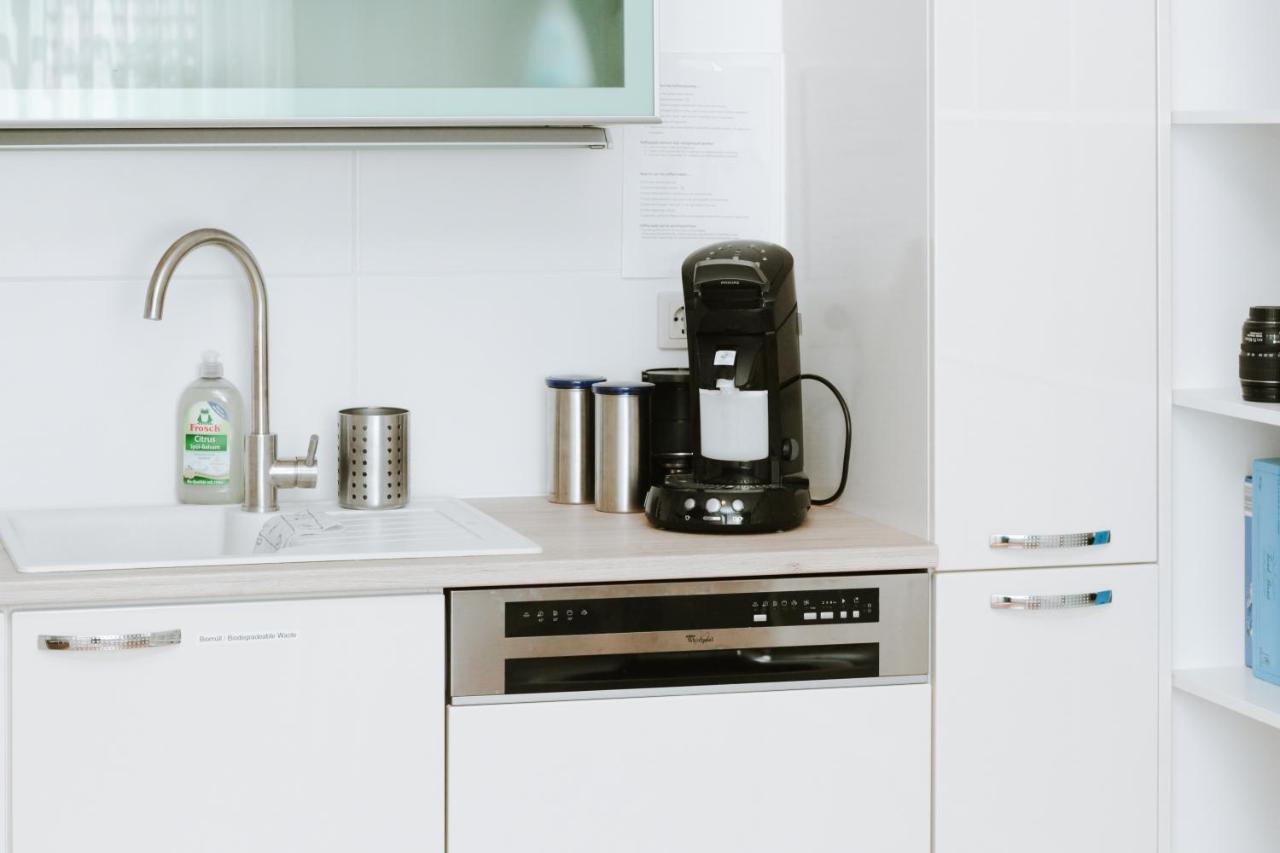 Ferienwohnung In Der Fussgaengerzone Gartenblick - Studio Apartment 아이젠슈타트 외부 사진